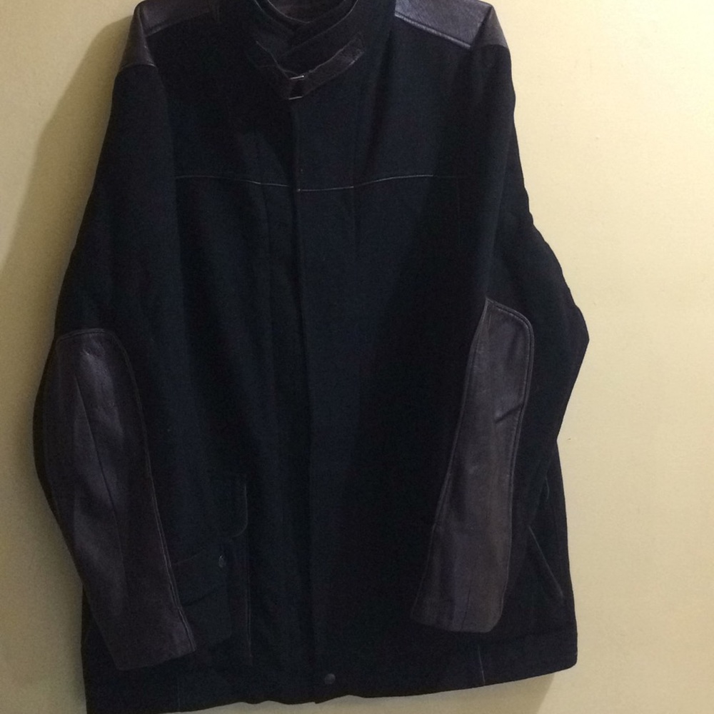 🤹‍♀️🎉🌹lone pine coat 🌹💝🤹‍♀️ - Picture 2 of 8